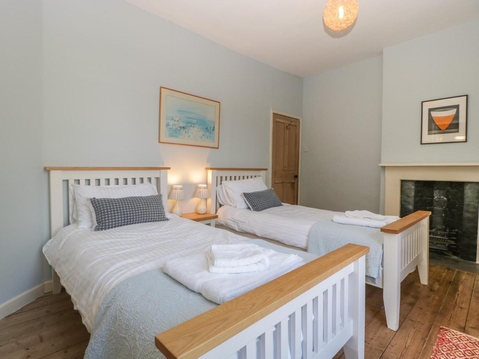 Woodlands Cottage Леминстер Экстерьер фото